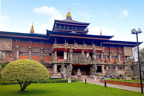 Image 119: Jakarta Timur