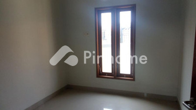 dijual rumah siap pakai di jl  batuyang - 4