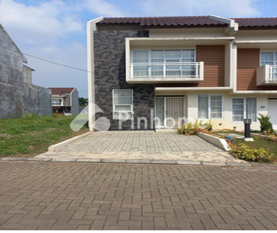 Rumah Dijual di De Botanica, Bogor Utara, Kota Bogor, 1,2 KM, 2-3 KT, LT 74-90m², LB 36-90m²