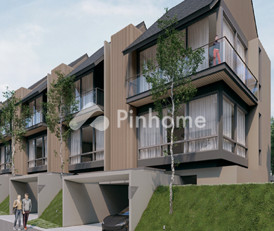 Rumah Dijual di Serenia Hills, Cilandak, Kota Jakarta Selatan