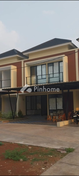 Rumah Dijual di Cluster Saphire, Cilodong, Kota Depok, 2,2 KM, 3-3 KT, LT 66-66m², LB 70-70m²
