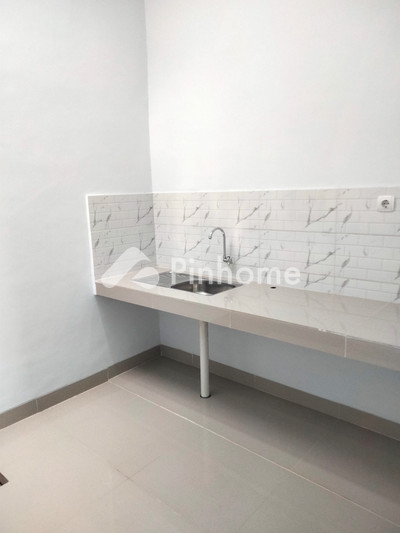 Rumah Dijual di Surya House, Sawangan, Kota Depok, 1,2 KM, 2-3 KT, LT 40-49m², LB 36-45m²