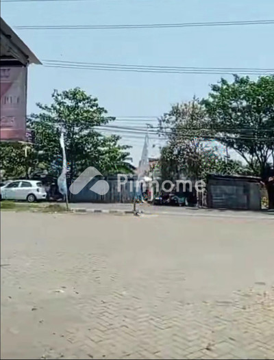 Sewa Ruko di Sepatan, Kab. Tangerang, 3 KM, LT 96m², LB 288m²