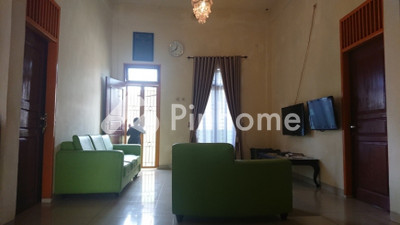 Rumah Dijual di Payung Sekaki, Kota Pekanbaru, 4 KM, 4 KT, LT 810m², LB 200m²