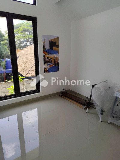 Rumah Dijual di Karawaci, Kota Tangerang, 2 KM, 2 KT, LT 60m², LB 70m²