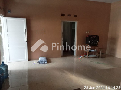 Sewa Rumah di Ciwaringin, Kab. Cirebon, 2 KM, 3 KT, LT 120m², LB 80m²