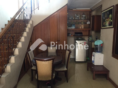 Rumah Dijual di Arcamanik, Kota Bandung, LT 119m², LB 120m²