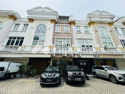 Ruko Dijual di Tebet, Kota Jakarta Selatan, 4 KM, LB 238m²