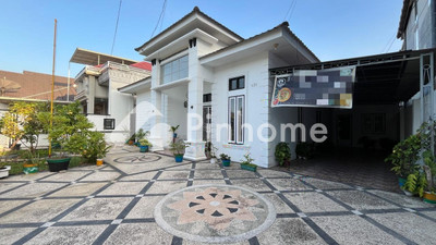 Rumah Dijual di Payung Sekaki, Kota Pekanbaru, 3 KM, 4 KT, LT 564m², LB 202m²