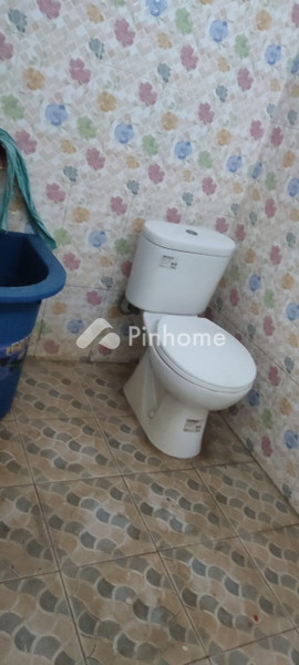 Rumah Dijual di Manokwari Selatan, Kab. Manokwari, 2 KM, LT 150m², LB 90m²