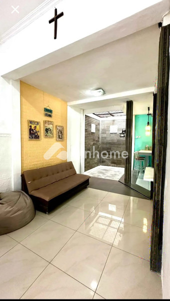 Rumah Dijual di Tembalang, Kota Semarang, 1 KM, 2 KT, LT 96m², LB 96m²