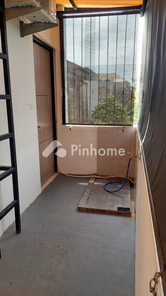 Rumah Dijual di Pamulang, Kota Tangerang Selatan, 1 KM, 3 KT, LT 91m², LB 136m²
