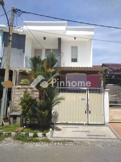 Rumah Dijual di Gunung Anyar (Gununganyar), Kota Surabaya, 2 KM, 3 KT, LT 96m², LB 120m²