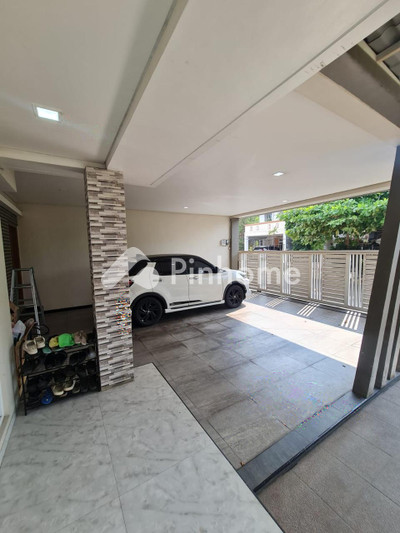 Rumah Dijual di Telukjambe Timur, Kab. Karawang, 4 KM, 5 KT, LT 316m², LB 400m²