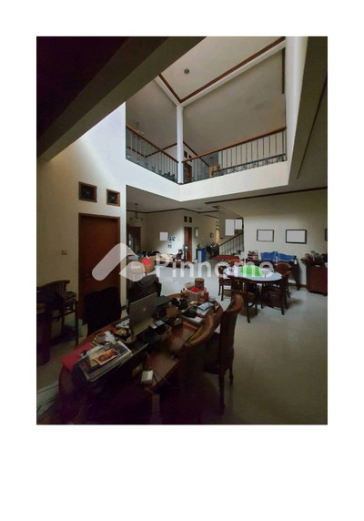 Rumah Dijual di Sukmajaya, Kota Depok, 5 KM, 5 KT, LT 300m², LB 316m²