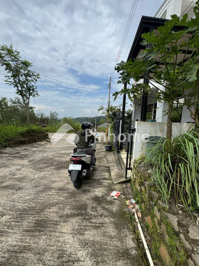 Tanah Komersial Dijual di Gunungpati, Kota Semarang, LT 120m²