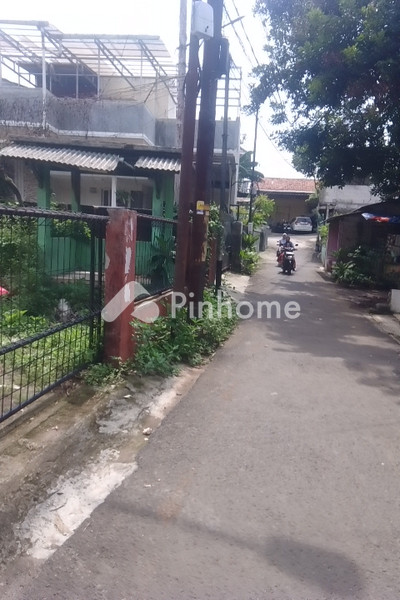 Kost Dijual di Cipayung, Kota Jakarta Timur, 14 KM, 14 KT, LT 487m², LB 386m²