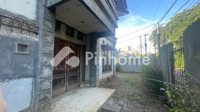 Rumah Dijual di Cinere, Kota Depok, 3 KM, 4 KT, LT 450m², LB 400m²