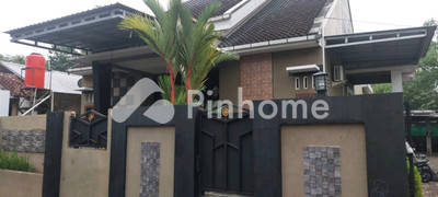 Rumah Dijual di Purwokerto Selatan, Kab. Banyumas, 5 KM, 6 KT, LT 1393m², LB 355m²