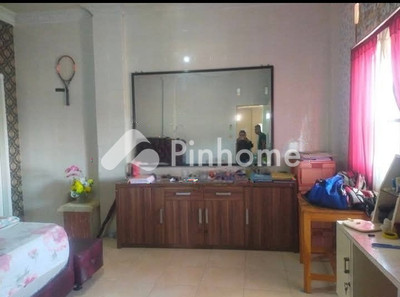 Rumah Dijual di Maulafa, Kota Kupang, 4 KM, 5 KT, LT 300m², LB 400m²