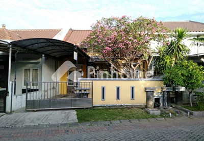 Rumah Dijual di Gunung Anyar (Gununganyar), Kota Surabaya, 2 KM, 3 KT, LT 144m², LB 120m²