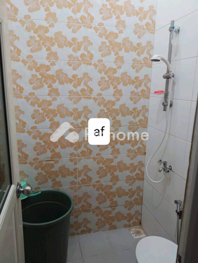 Rumah Dijual di Ciputat Timur, Kota Tangerang Selatan, 3 KM, 4 KT, LT 200m², LB 150m²
