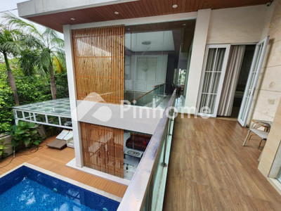 Sewa Rumah di Pademangan, Kota Jakarta Utara, 4 KM, 4 KT, LT 500m², LB 600m²