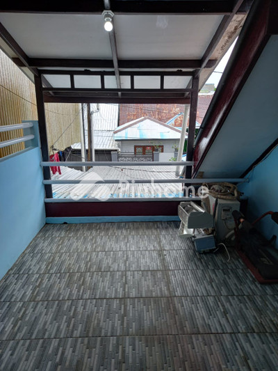 Rumah Dijual di Manokwari Barat, Kab. Manokwari, 2 KM, 3 KT, LB 50m²