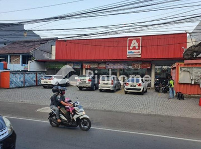 Sewa Ruko di Cimanggis, Kota Depok, 2 KM, LB 825m²