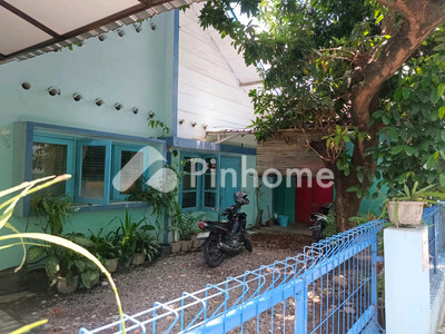 Rumah Dijual di Laweyan, Kota Surakarta, 2 KM, 6 KT, LT 300m², LB 200m²