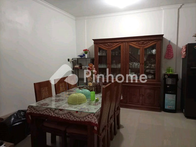 Rumah Dijual di Lubuk Baja, Kota Batam, 2 KM, 3 KT, LT 105m², LB 168m²