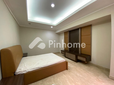 Sewa Rumah di Pademangan, Kota Jakarta Utara, 7 KM, 7 KT, LT 1100m², LB 450m²