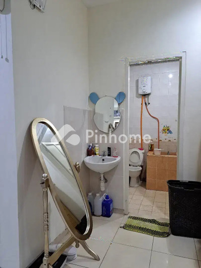 Rumah Dijual di Gunung Anyar (Gununganyar), Kota Surabaya, 2 KM, 3 KT, LT 152m², LB 95m²