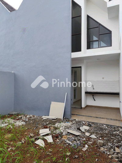 Rumah Dijual di Karawaci, Kota Tangerang, 1 KM, 3 KT, LB 38m²