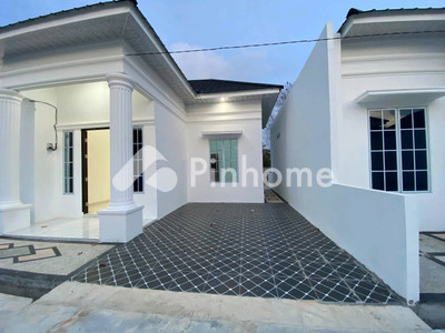 Rumah Dijual di Payung Sekaki, Kota Pekanbaru, 2 KM, 2 KT, LT 120m², LB 60m²