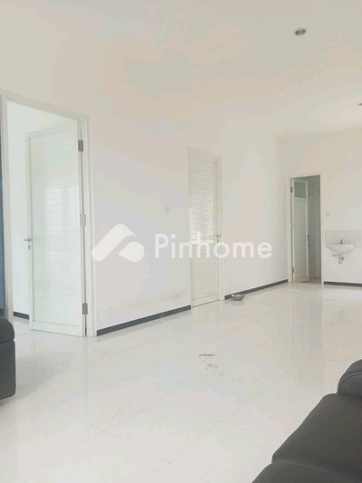 Rumah Dijual di Dau, Kab. Malang, 4 KM, 4 KT, LT 330m², LB 350m²