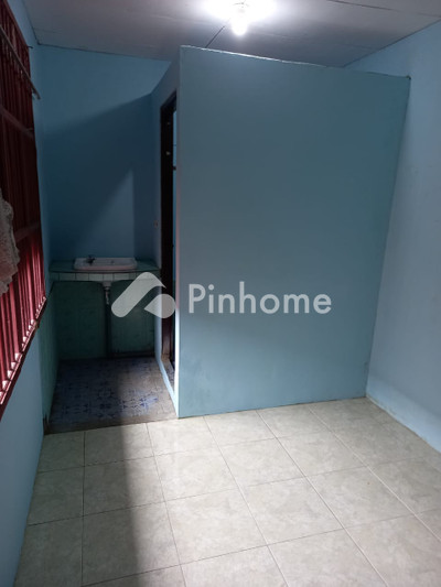 Rumah Dijual di Manokwari Barat, Kab. Manokwari, 2 KM, 3 KT, LB 50m²