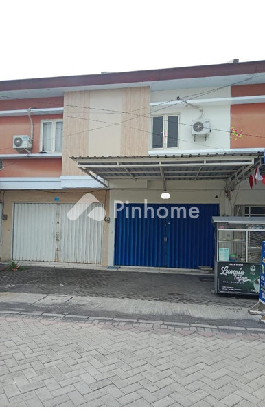 Ruko Dijual di Gunung Anyar (Gununganyar), Kota Surabaya, 2 KM, LB 150m²