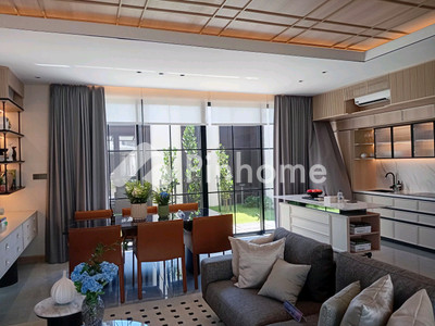 Rumah Dijual di Tamalate, Kota Makassar, 4 KM, 4 KT, LT 112m², LB 138m²