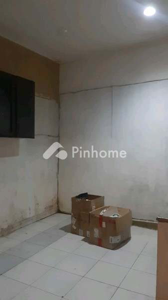Rumah Dijual di Sawah Besar, Kota Jakarta Pusat, 1 KM, 3 KT, LT 133m², LB 130m²