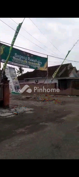 Tanah Komersial Dijual di Jombang, Kab. Jember, LT 60m²