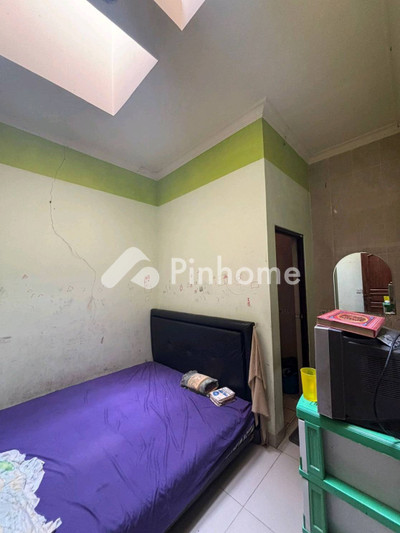 Rumah Dijual di Antapani (Cicadas), Kota Bandung, 5 KM, LT 400m², LB 400m²