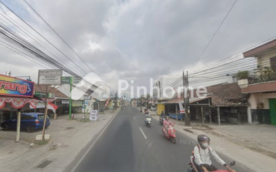 Sewa Ruko di Godean, Kab. Sleman, 2 KM, LB 170m²