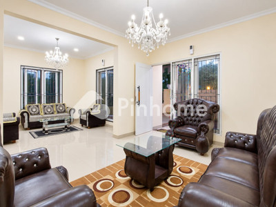 Rumah Dijual di Pasar Minggu, Kota Jakarta Selatan, 8 KM, 8 KT, LT 512m², LB 650m²