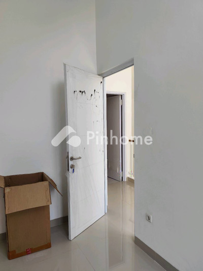 Rumah Dijual di Karawaci, Kota Tangerang, 2 KM, 2 KT, LT 60m², LB 70m²