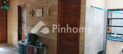 Rumah Dijual di Margahayu, Kab. Bandung, 2 KM, 5 KT, LT 96m², LB 192m²