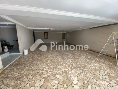 Sewa Rumah di Pademangan, Kota Jakarta Utara, 7 KM, 7 KT, LT 1100m², LB 450m²