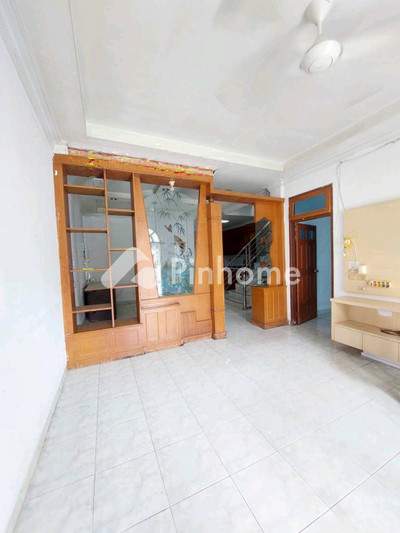 Rumah Dijual di Payung Sekaki, Kota Pekanbaru, 3 KM, 4 KT, LT 135m², LB 105m²