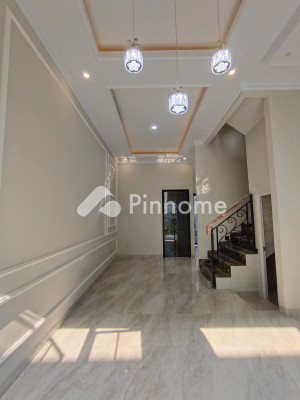 Rumah Dijual di Lentera Sudchi, Jagakarsa, Kota Jakarta Selatan, 3 KM, 3-3 KT, LT 103-103m², LB 120-120m² - 3