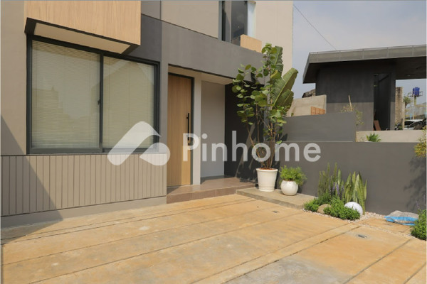 Rumah Dijual di Tamaruma Sawangan, Sawangan, Kota Depok, 2 KM, 2-4 KT, LT 84-258m², LB 58-146m² - 11